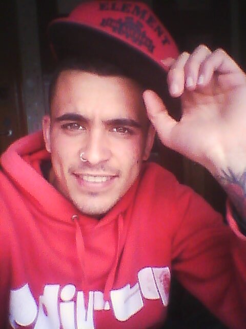La guerra te puede matar,pero vivir sin victorias ni gloria,es morir todos los días..