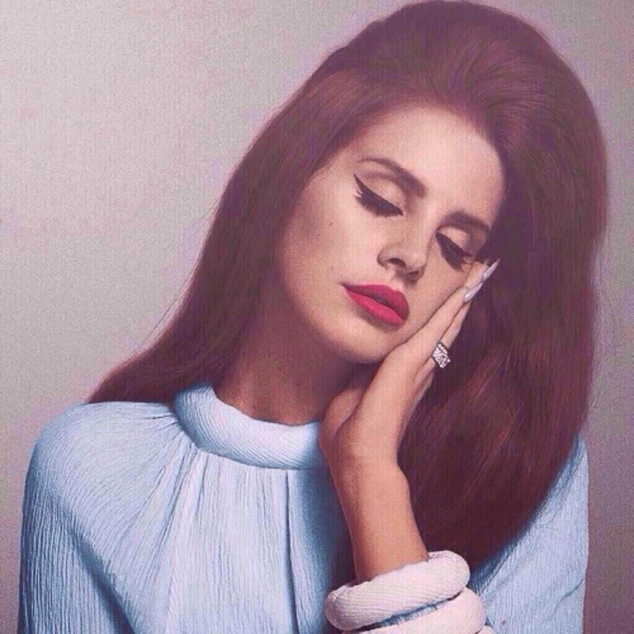 CarolinaAmour's profile picture. The most important thing in life is to enjoy your life - to be happy - its all that matters. - Audrey Hepburn