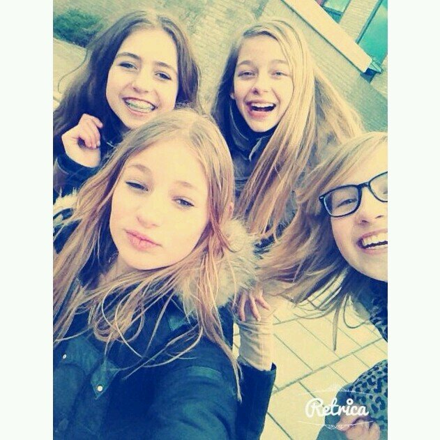 Ricky Marleen Deena Jasmijn♥Horses is my passion♥True friends are actually family♥