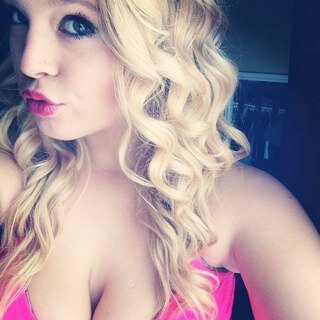 AshxoxoJB's profile picture. 