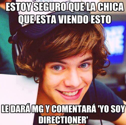 soy normal y muy linda medio me gusta el colegio amo a one direction grachi y violetta