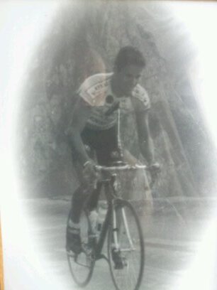 mqasantos's profile picture. 