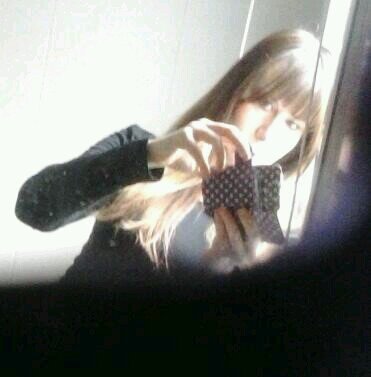 singer & songwriter. http://t.co/YtbThZttUW