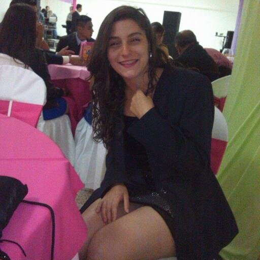 Se puede fingir todo lo que uno quiera, pero una mirada siempre lo confesara todo *-*                       https://t.co/DSivcwU6aK