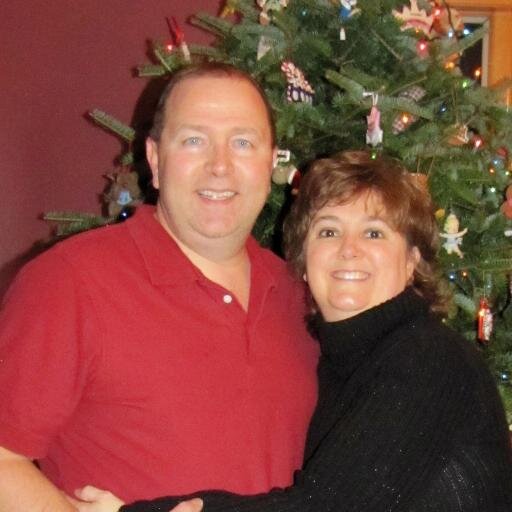 Personal Lines Underwriter @MMG Insurance, Mother of 4 and wife of Carl Michaud