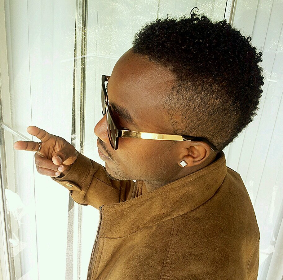 DManizo's profile picture. artist