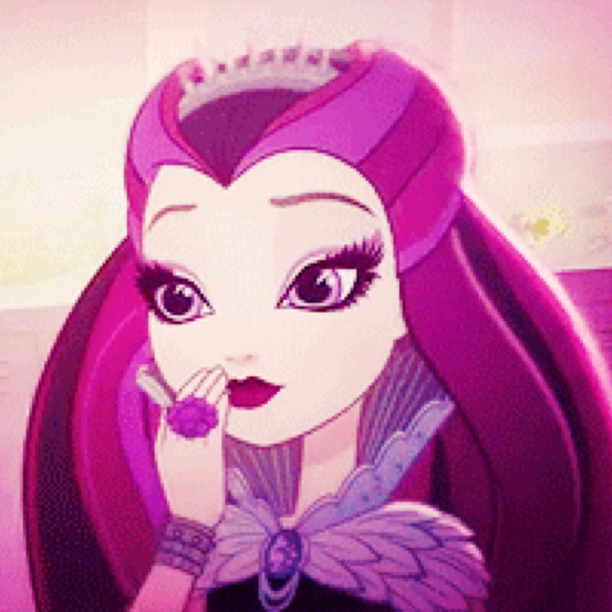 Its Raven Queen. I will choose my OWN destiny! Dating Dexter Charming,daughter of Evil Queen, and Roomate is @SnowyBlast.#Rebel BFF: @MADDIEHATTERTEA