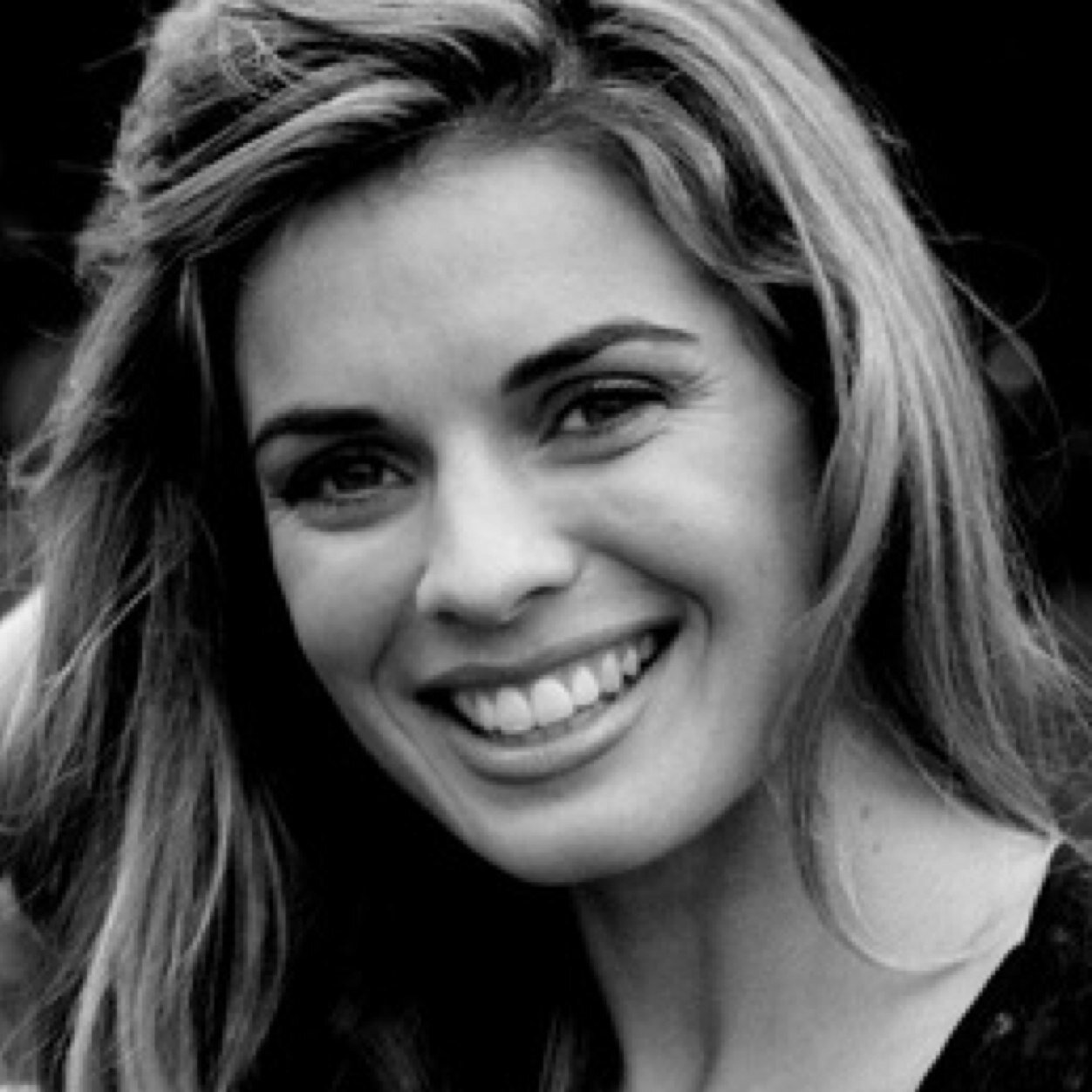 Artist, Model/Presenter, lover of sport, travel & adventure
