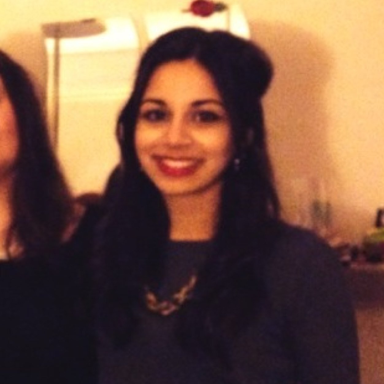 lamyahesmailji's profile picture. tweet others as you would like to be tweeted