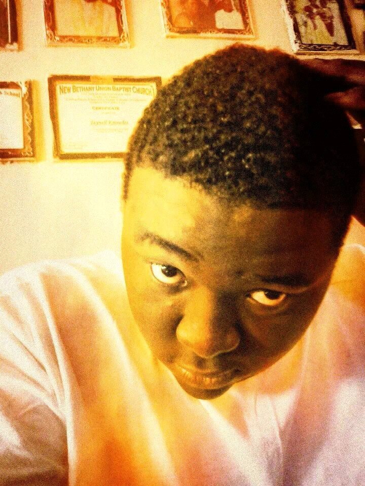 College LIfe | 18| no like me?  Cool..  I Keep it movin| God's follower| #242| follow or GTF ^_^ 436-1654--might as well whatsapp muh