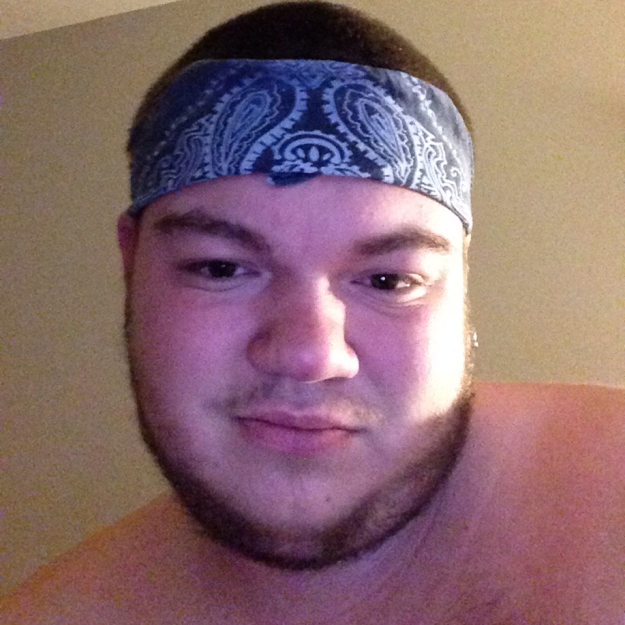 Im 19 and friendly and want to be a model or wwe superstar.
