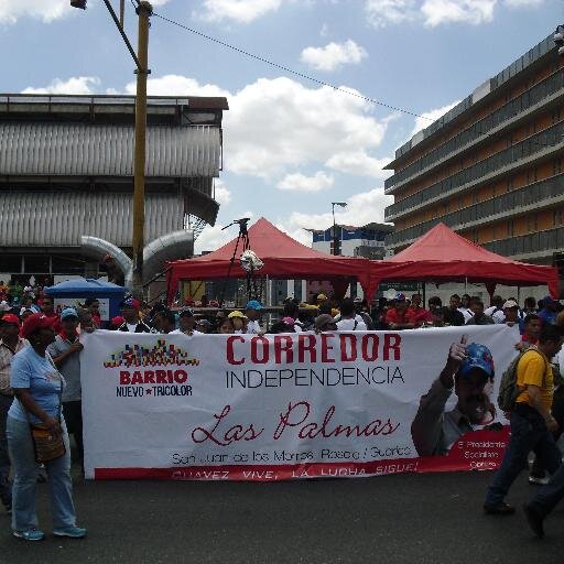 trabajador social del pueblo y para el pueblo viva chavez nojoda