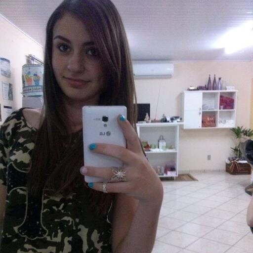 ''Vamos viver os nossos sonhos, temos tão pouco tempo...''