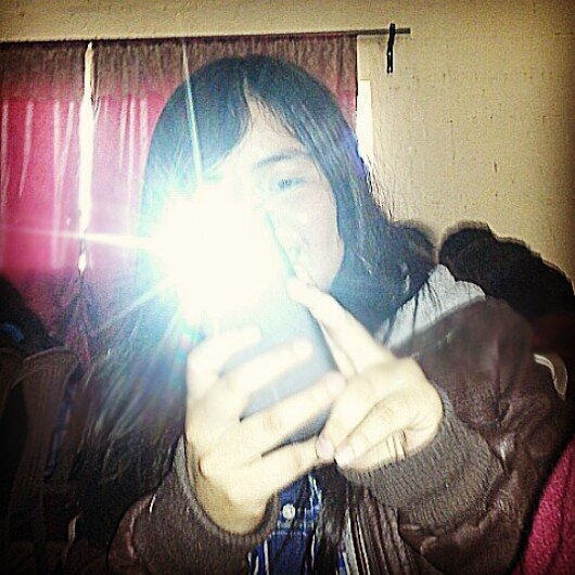Una persona tan especial que me puede alegrar mis días... con un simple abrazo! MN... Mi trompeta! :(