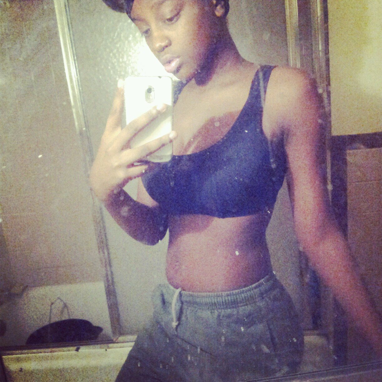 FaceBook: Obey Kay
Instagram: @X3__Reine__X3
I' Love Money , 
#DOPE#