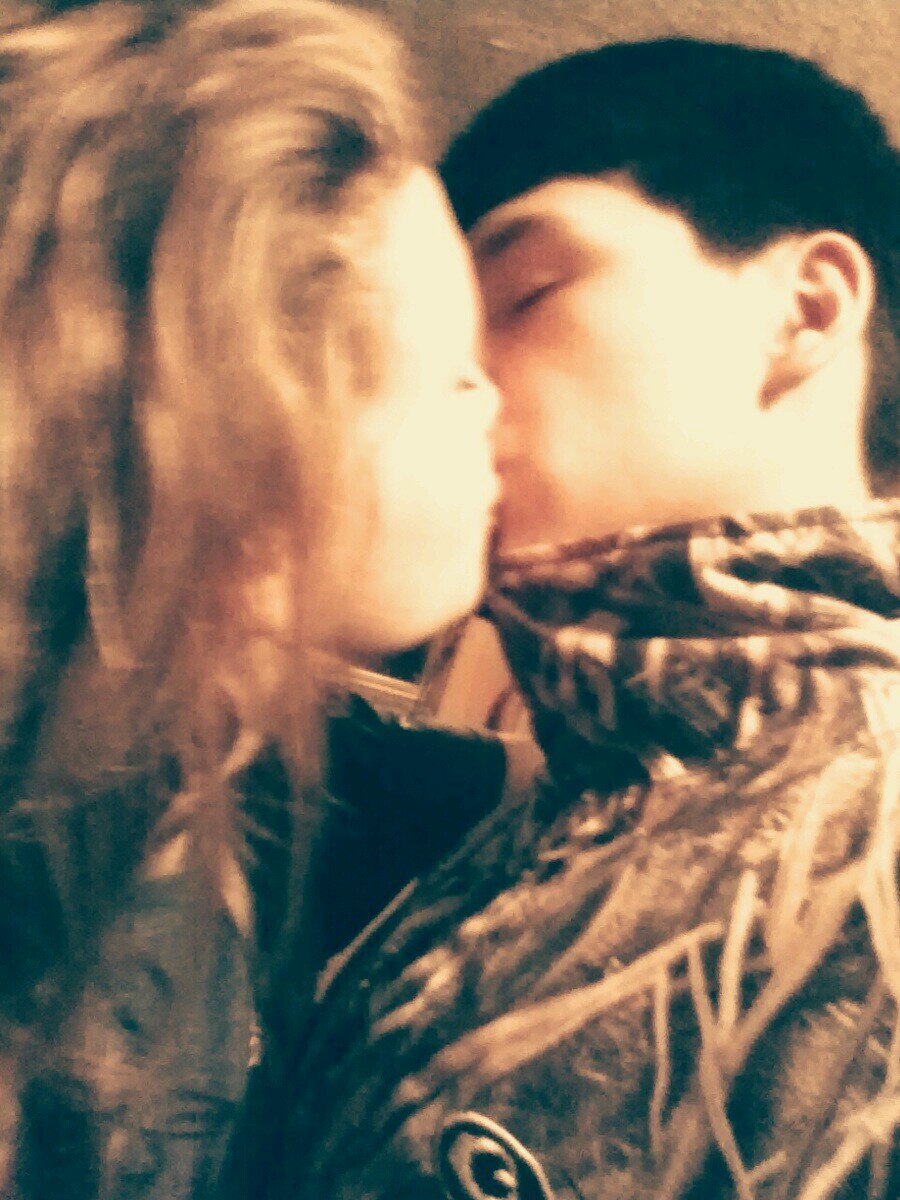 the names Alyssa. I'm 15. I'm happily taken, by Franky Balderas. four Wheelers, mudding, and sports are my life. anything else just ask. K, byeee (: