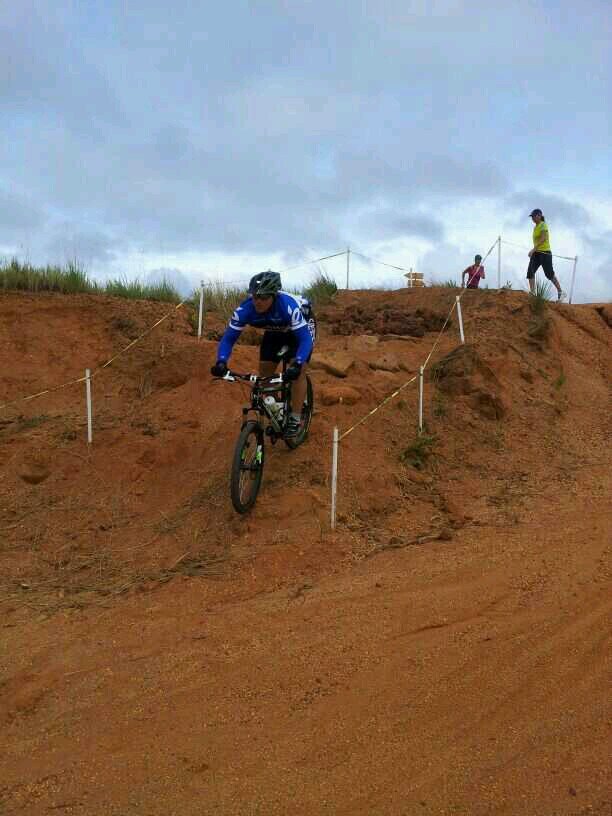 MTB. ciclista de montaña.
