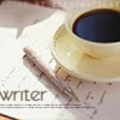 Surviving off of coffee. Starving writer/artist when I'm not at my retail  from hell job. 

https://t.co/QVYrv0hmTC

https://t.co/ulrD0BCwrw