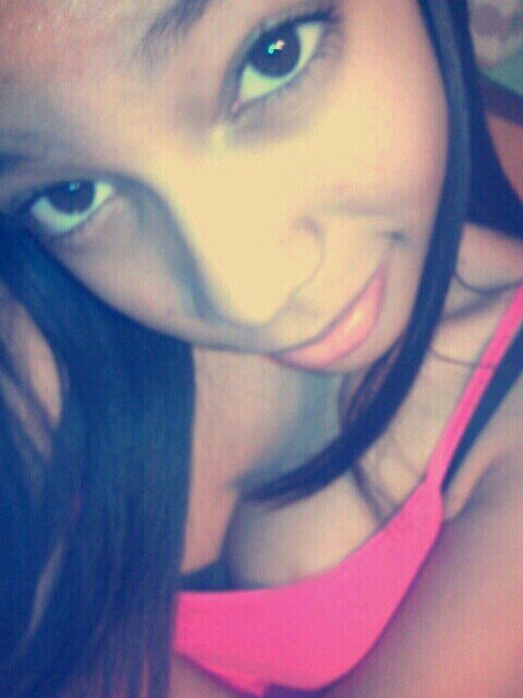 Dios♡/~ You And Me x) /~ Simpatiica :) /~Me rio Mucho :p /~Dame Follow & Conoceme ! :* ●_● //instagram -- yili_sr // fb-- yiilii sanchez