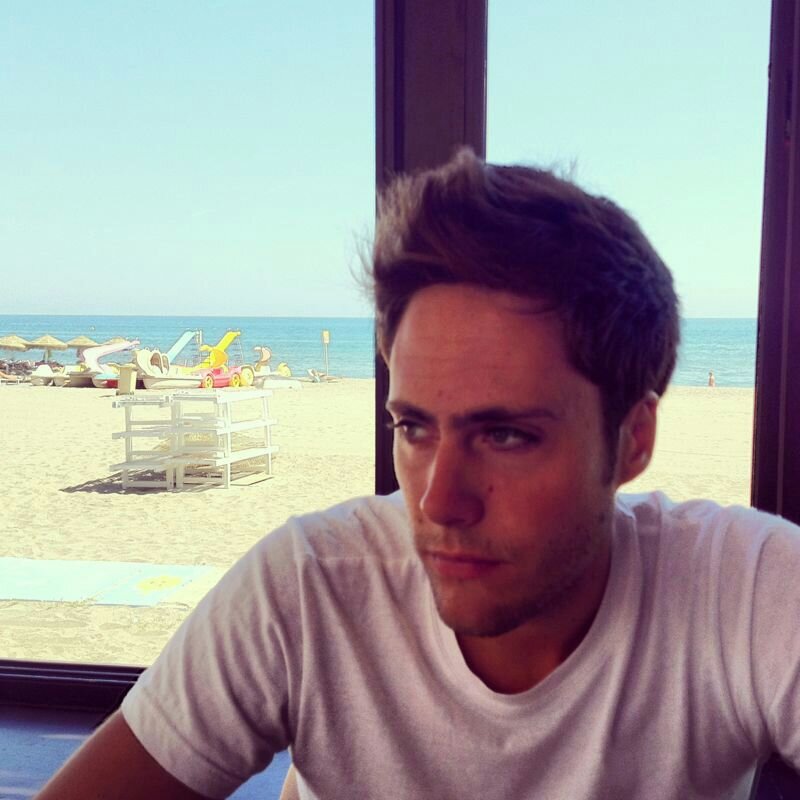 alejandroperaba's profile picture. 