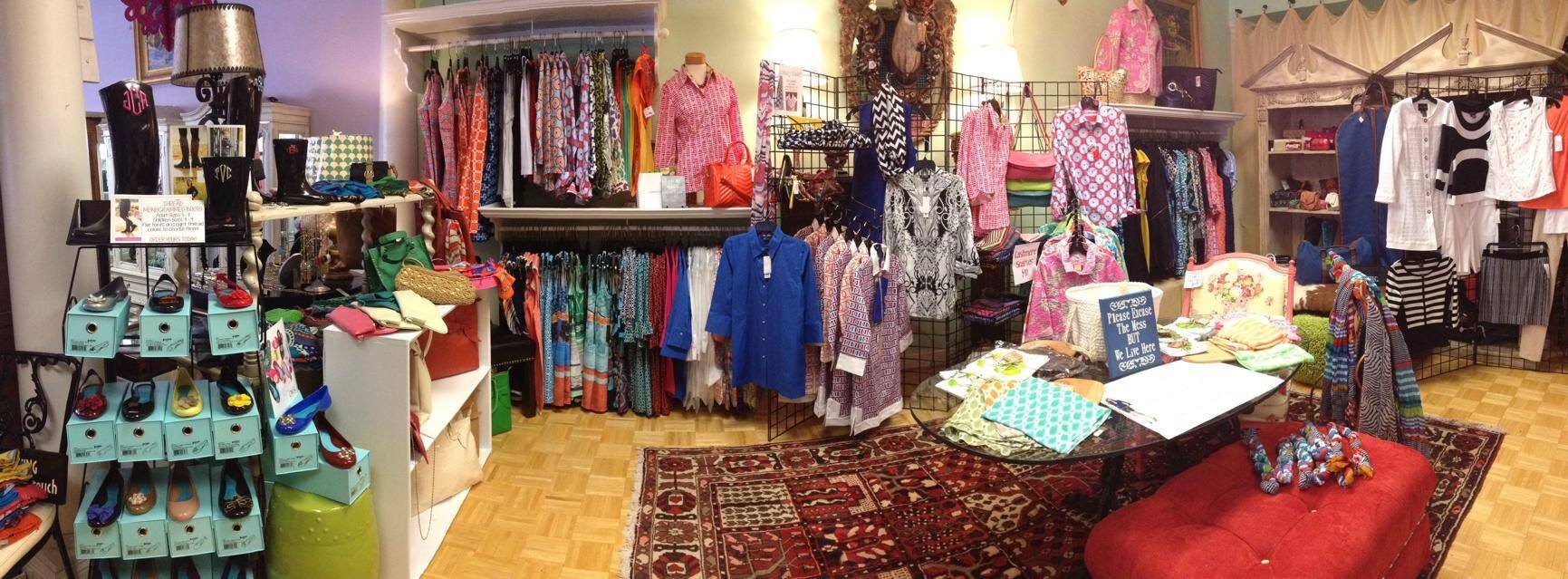 fashboutiqueKT's profile picture. The Fashion Boutique at Kim Taylor & Company
Located in Stratford Village in-between Midtown Cafe and Shores Dry Cleaners!
We also ship all over the US!