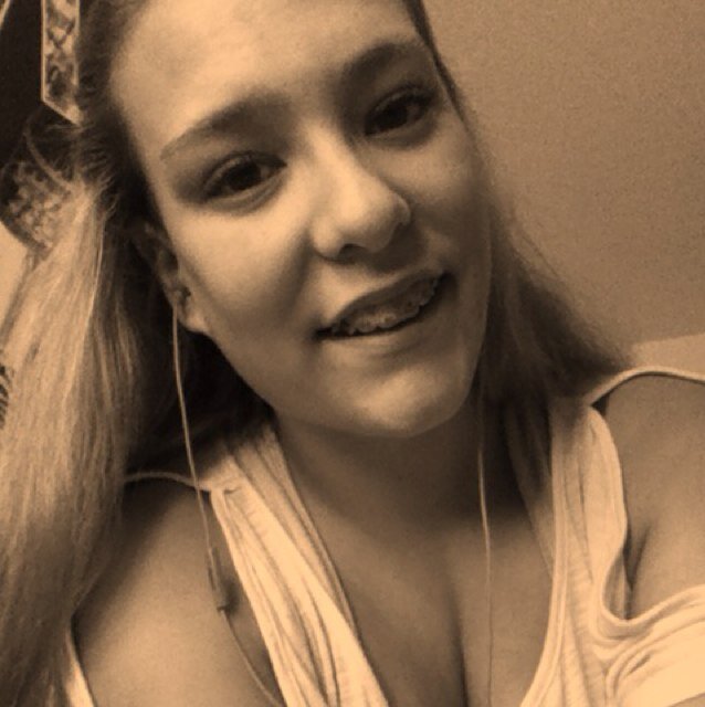 The ones who seem the strongest, are the ones silently breaking. Freshman. Volleyball xoxo