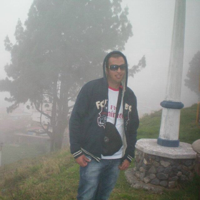 ViktorAliscano's profile picture. , Tsu En Educación Especial Mención Dificultad Del Aprendizaje ,#Si crees en ti, ni el cielo será tu límite.
 Original