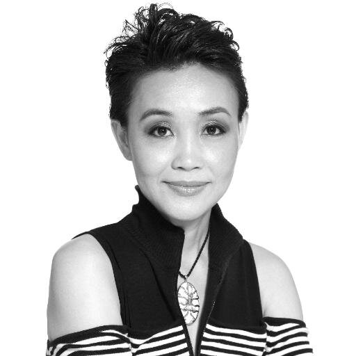 Hairstylist, mother,Dharma student of H.E Tsem Rinpoche , favourite site https://t.co/vPbCPrfdN6