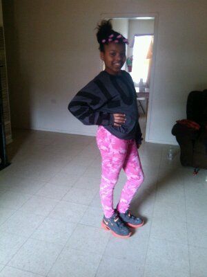 beyoncethomas7's profile picture. im beyonce not famos keep it real doe TURN UP!!!!!