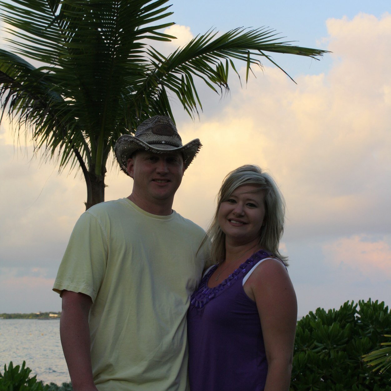 Brad_Batch's profile picture. Wife - Life - Country Music - And A Beer