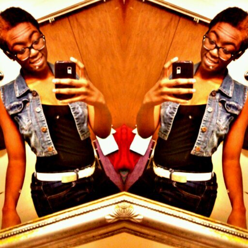 I'm tall,fun,athletic! Play b-ball (center,s-forward)#34 Oh......Yea Im Single