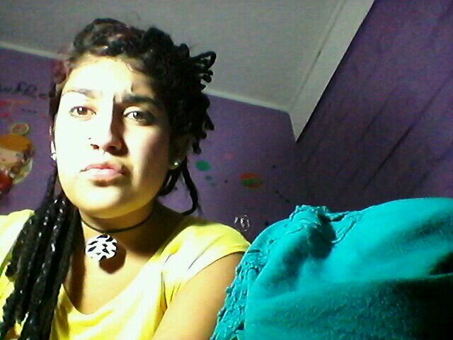 Holaaa! Me llamo Ivania, me dicen Ivvi :D
# SUEÑO: viajar a Estados Unidos!!  REALIDAD:estudio Técnico en odontología en Duoc Uc! :3