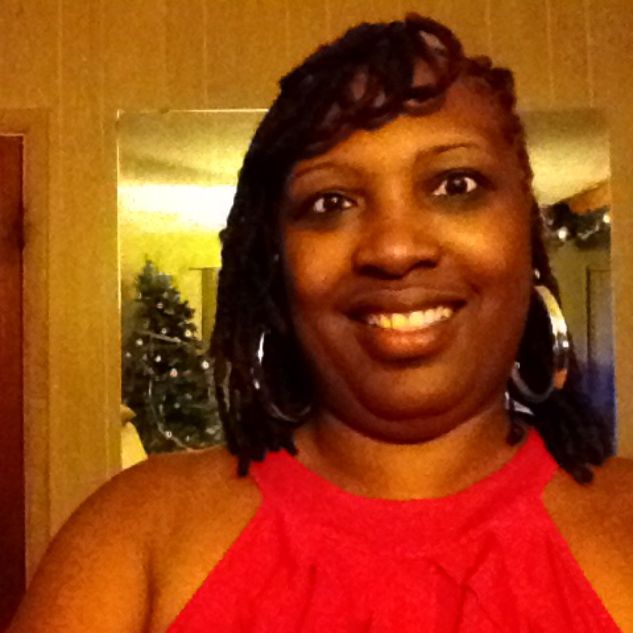 i smile everyday because I have a great life!