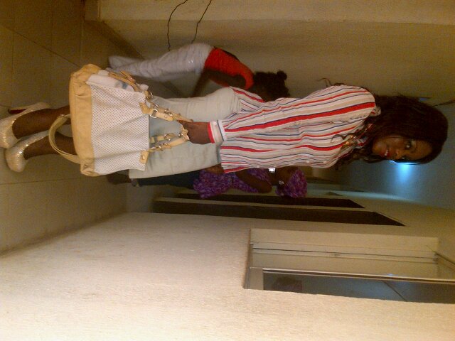 Am kul nd fwendly,luv stayin around pple,luv pple dat ar real.Am LadyDee......