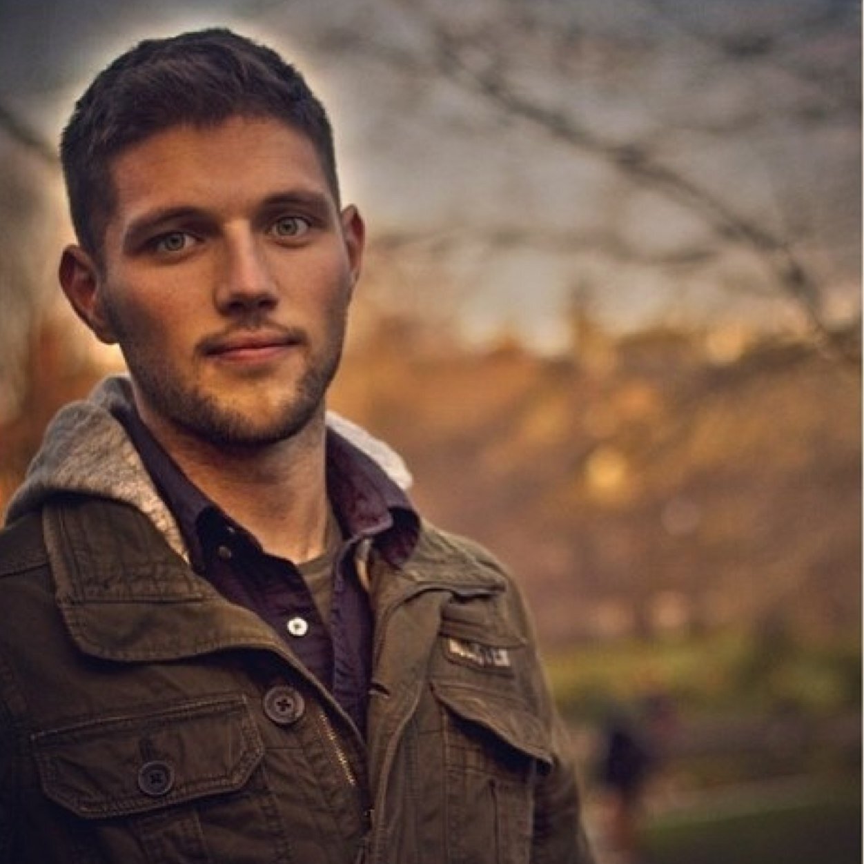 SonOfSparrow's profile picture. My parents, Larry and Sally, A guitar, a TV, and a decent camera are a few of the things that I need to live. [Doctor Who/Any fandom RP|OC]