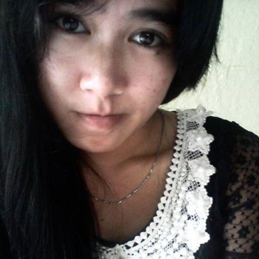 qalau ngga di pikirin kita akan hidup bahagia :*