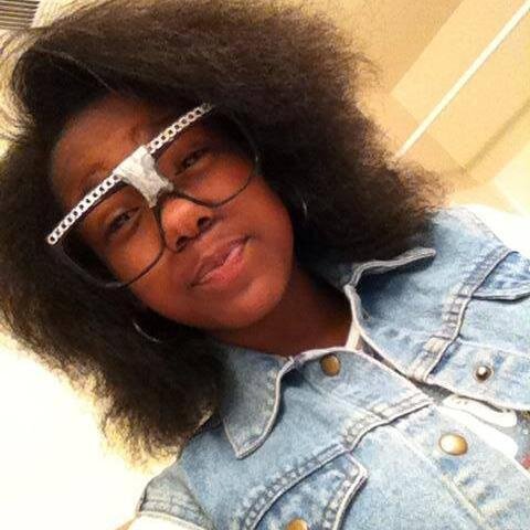 my name is justice an im a very chill person an ima boss mess with it ayye but i do me im following my dreams an making my mom proud of me gotta do it