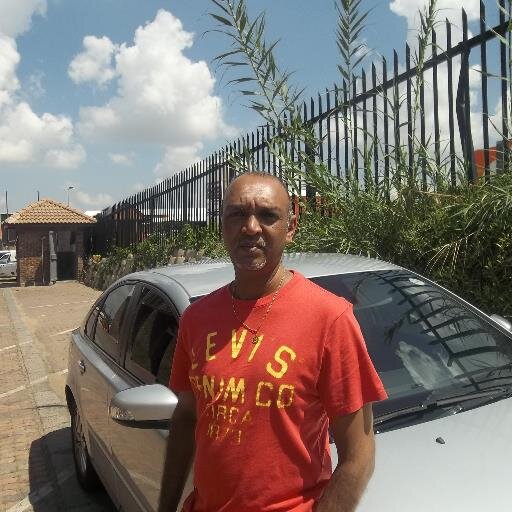 vikesh39195001's profile picture. 