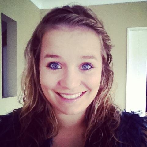 Laura_Simpson_x's profile picture. Living life in the Beautiful Taranaki.