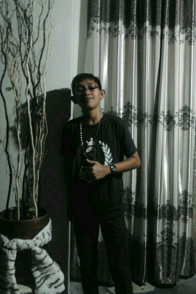 Reynaldi.Rexi.Punuh Profile