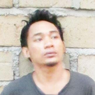 Saya Lahir di Kota sorong/Prov. Papua Barat. saya oranganya simpel dan berteman sama siapa saja, selagi masih dalam batas yang wajar.