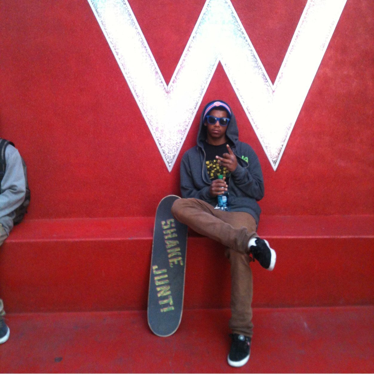 the_yakno's profile picture. I skaeboard cause its pretty much the only thing i can do without gettin into trouble and drama. 
Just have fun. Dont act dumb!