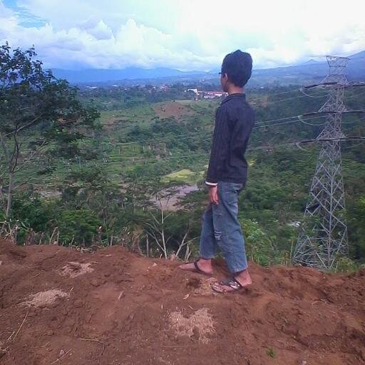 LUPAKAN  KEMARIN,SIMPAN ESOK. JALANI, HIDUPKAN HARI INI! RainCity☂
Pin 792103B2. No 08881938685 MENTIONS FOR FOLLBACK