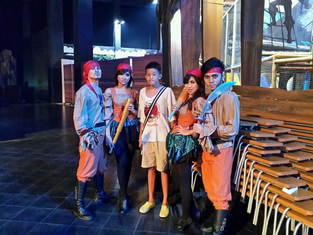 DharmaM_'s profile picture. •I'm not perfect but, I'm only one in the world•                      •ig: michaeldharma_• •Path: Michael Dharma • •Guitarist•