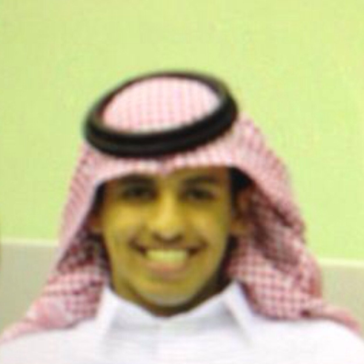 طالب جامعي !  اسال الله التوفيق  ...