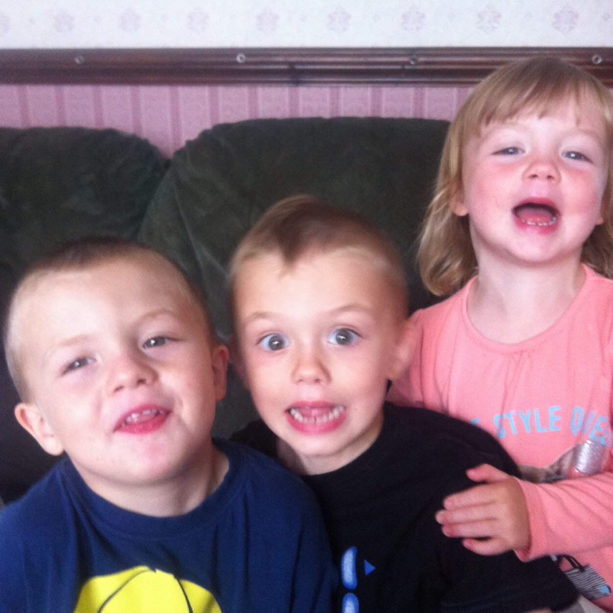 Mum of 3 and fan of F1 and Liverpool FC