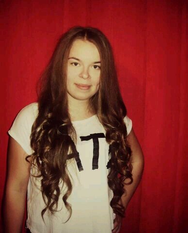 Hi ! My name is Darija , I from Lithuania . I'm 16 year . :)