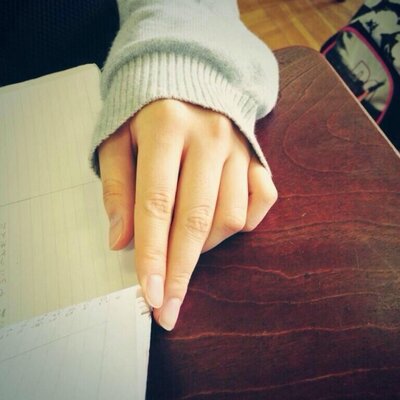 手フェチによる手フェチのためのbot Hand Beautiful Twitter