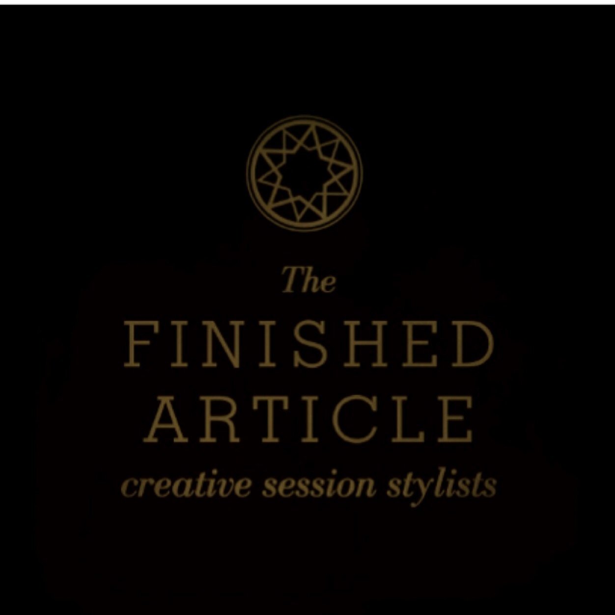 We are an independent team of creative hair session stylists based in the UK