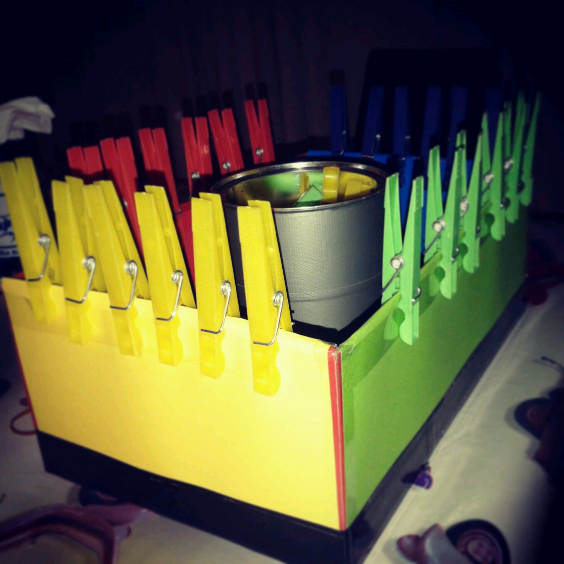 Mestra, educació infantil. Actualment creant materials didàctics individualitzats.